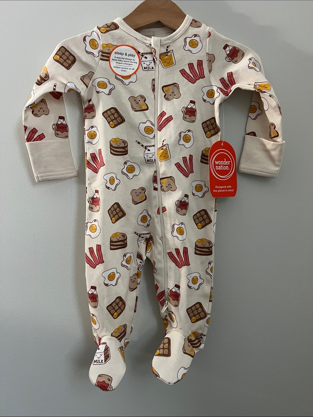 wonder nation | Cream Breakfast Print Zip-Up Baby Footie Red & Brown Size 0-3M